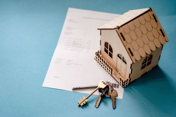 Essential Guide: Navigating the Process of Purchasing Property at a UK Auction